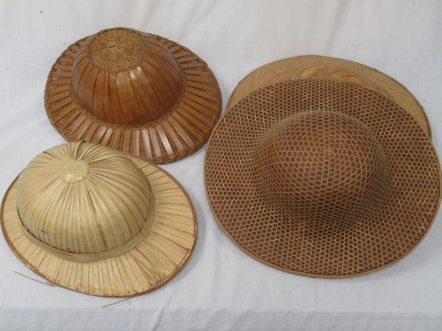 Null ASIE - Lot de 4 chapeaux en rotin et bambou