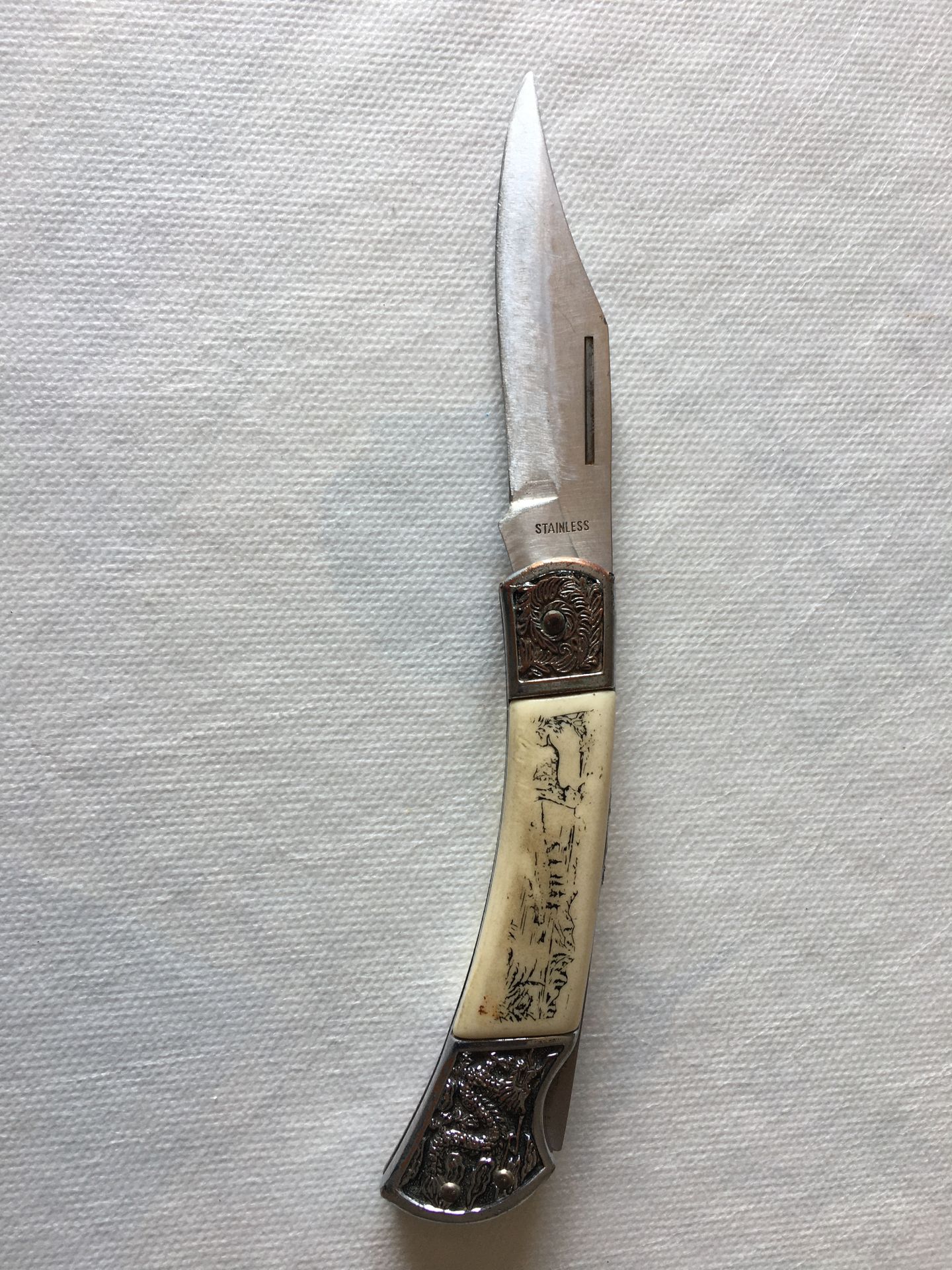 Null Couteau de poche pliant en métal et corne L22cm ouvert et 12.5cm plié