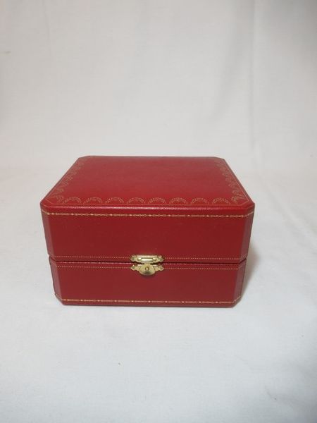 Null CARTIER leather case (empty). Length 15cm.