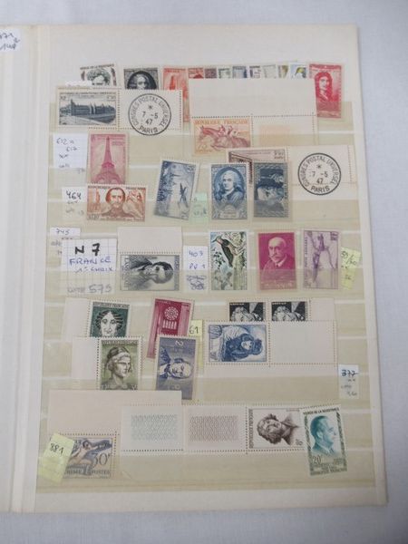 Null France Lot de timbres. Premier Choix. Cote 575 euros.