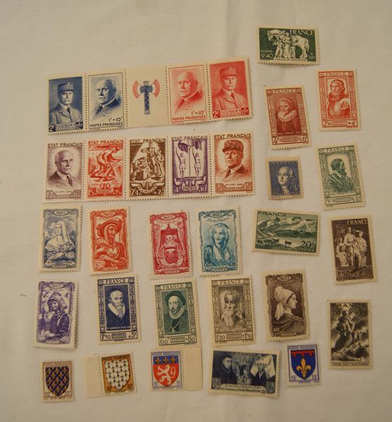 Null France - Année 1943 (n°568 à 598), 31 timbres (++). Cote 212€.