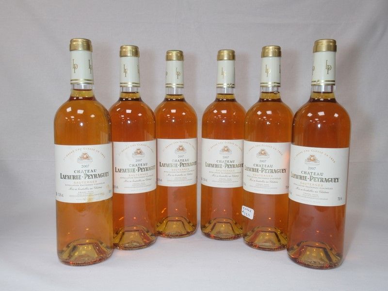 Null 6 bouteilles de Sauternes, Château Lafaurie-Peyraguey, 2007 (étiquettes tac&hellip;