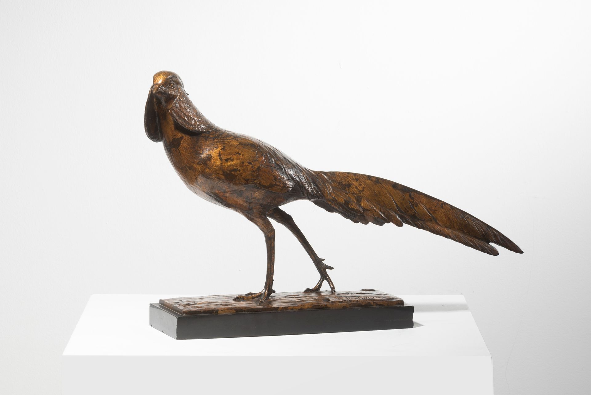 Frans JOCHEMS (1880-1949) Faisan d'or
Bronze à patine dorée.
Signé sur la base.
&hellip;