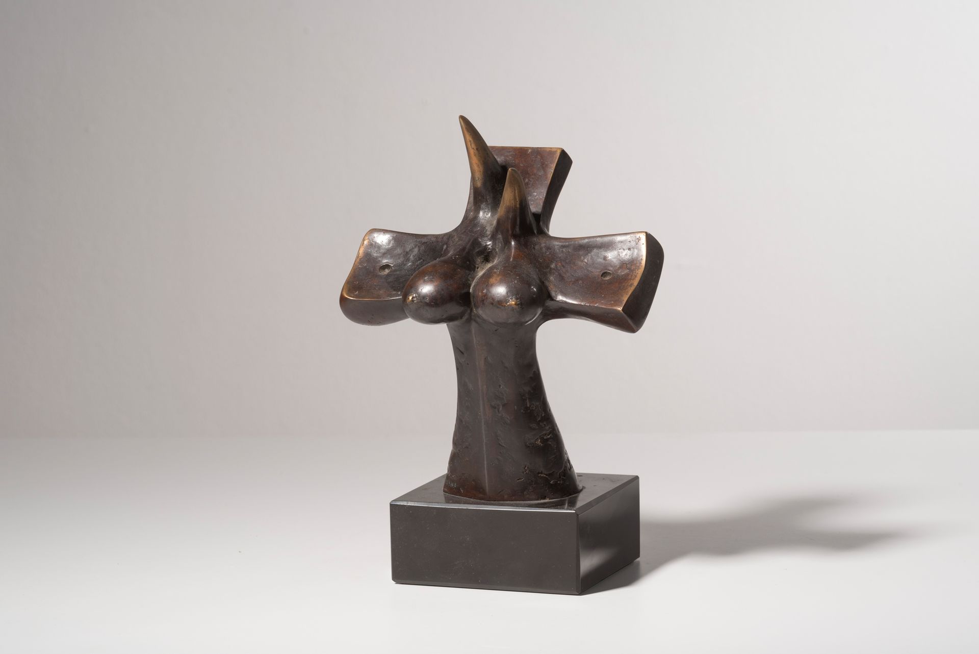 Roland MONTEYNE (1932-1993) Untitled (from the series Oncomene), 1983.
Bronze wi&hellip;