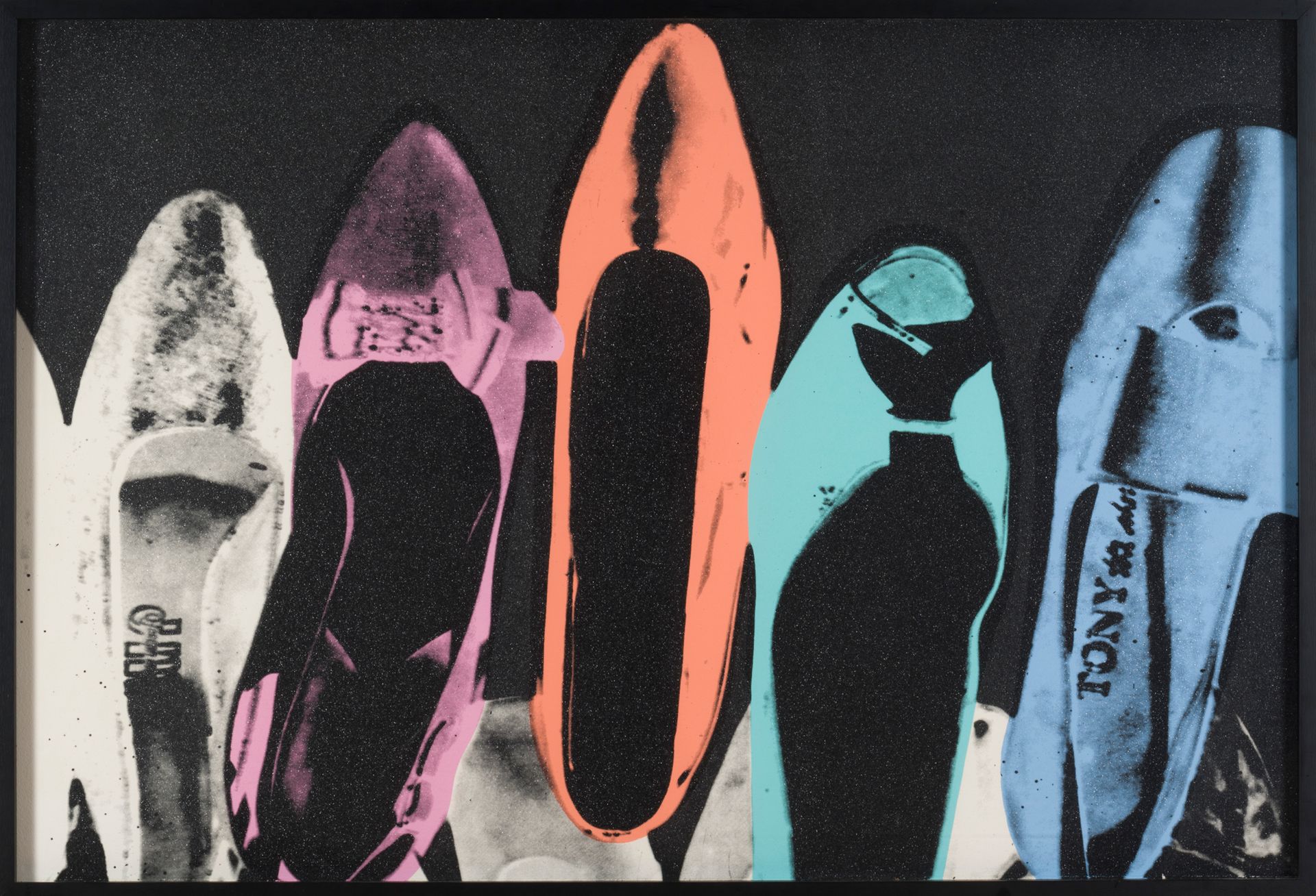 Andy Warhol (1928-1987) Diamond Dust Shoes, 1980.
Sérigraphie, acrylique et pous&hellip;