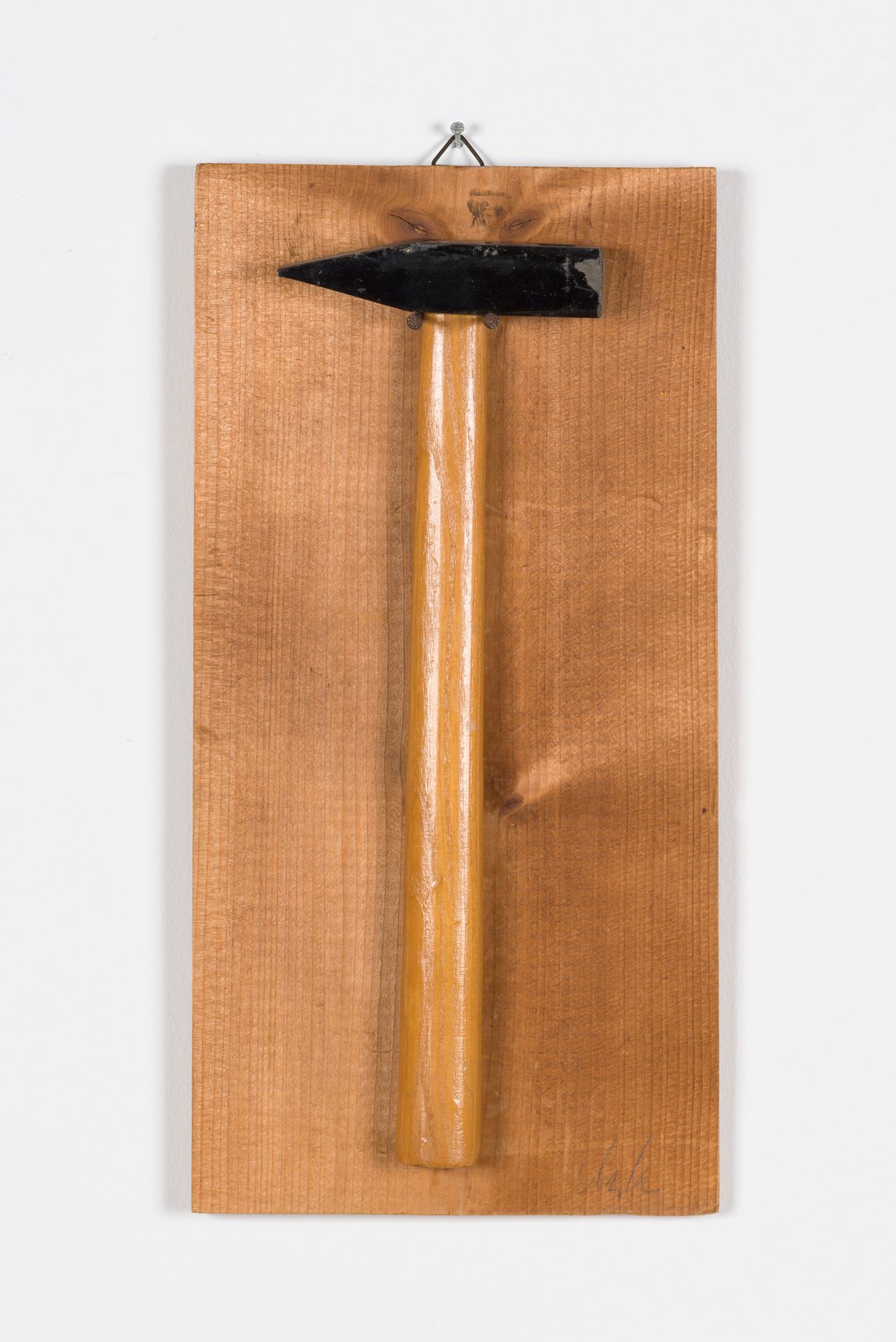 GUNTHER UECKER (né en 1930) Do it yourself, 1969.
Planche en bois, marteau, clou&hellip;