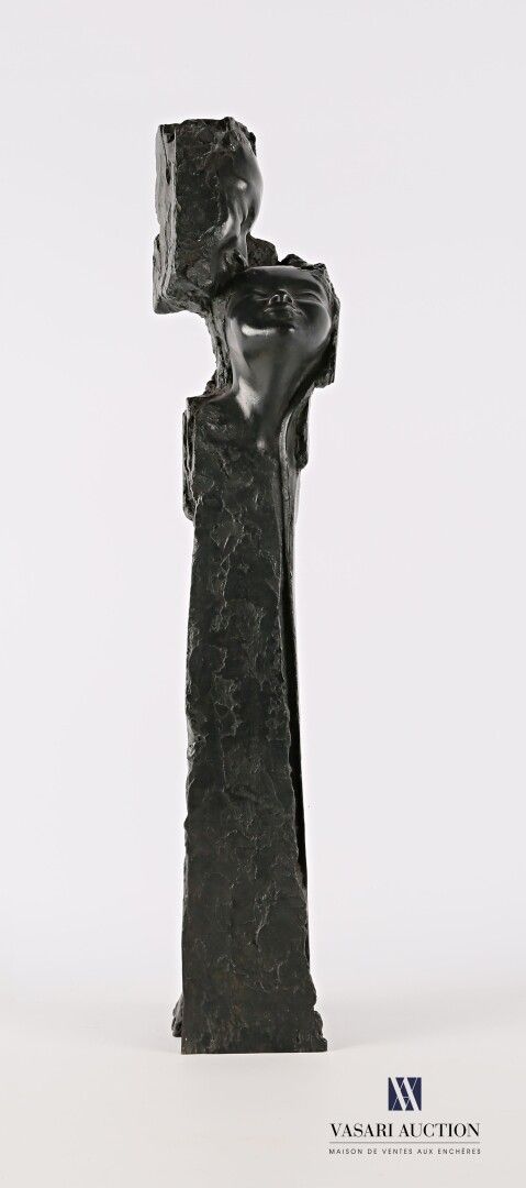 Null 苏亚-芭芭拉 (生于1955年)

踮起脚尖

带有黑色铜锈的青铜器

编号为4/8 - Couffignal Fondeur

高度：57厘米57厘&hellip;