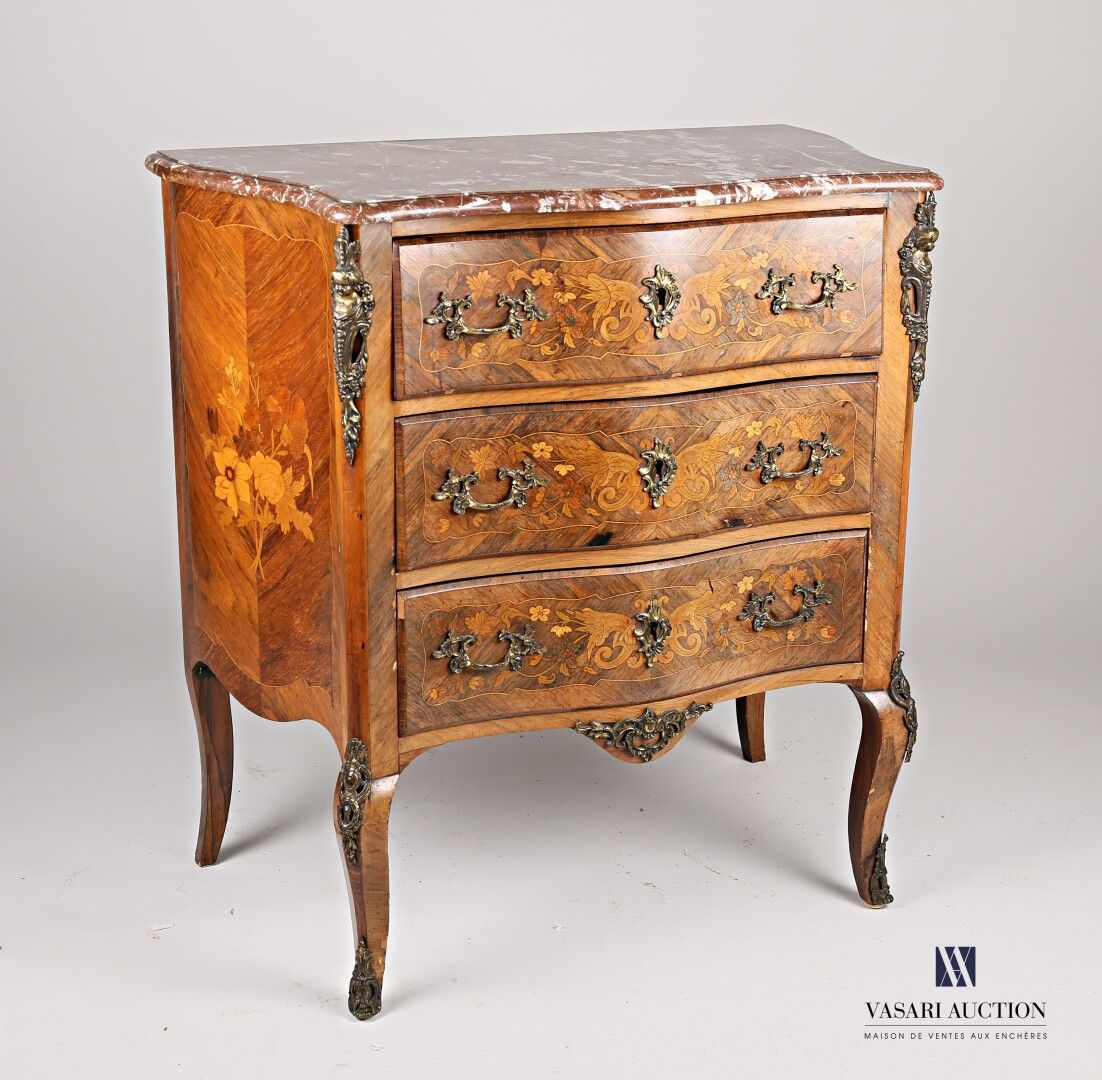 Null Chest of drawers with curved front and sides in veneer and marquetry decora&hellip;