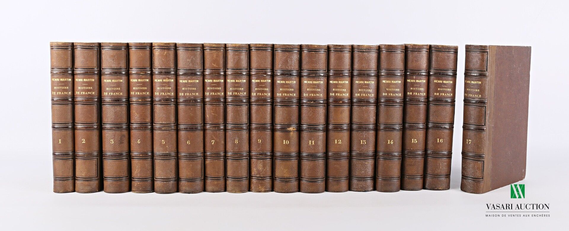 Null [史料]

马丁-亨利--法国史--第四版--巴黎，Furne，1857年至1860年--17卷，四开本--棕色懊恼装订--第17卷的分析表

(装订&hellip;