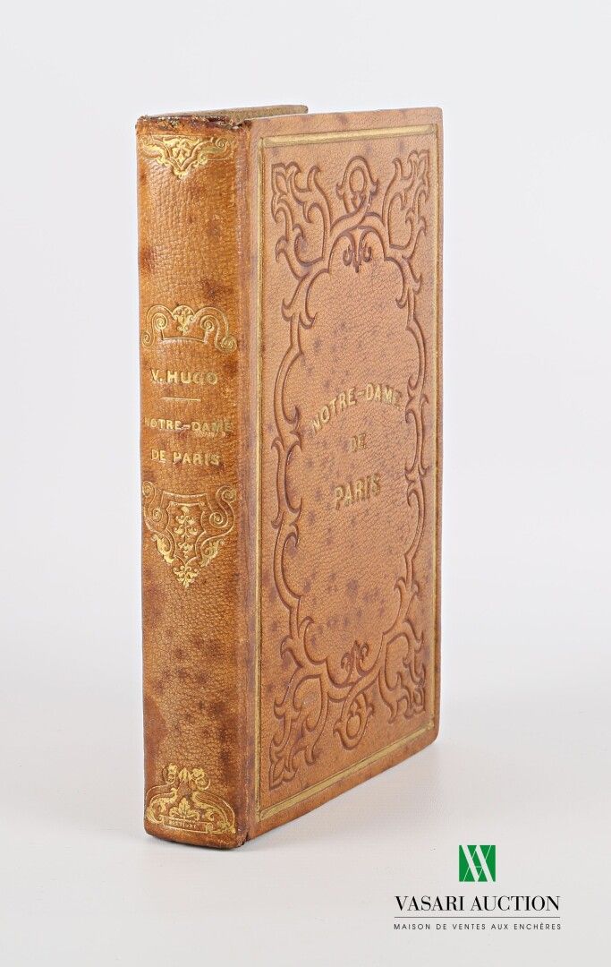 Null HUGO Victor - 巴黎圣母院 - 巴黎，Eugène Renduel，1836年 - 1卷4开本 - Boutigny的全摩洛哥装订 - 6&hellip;