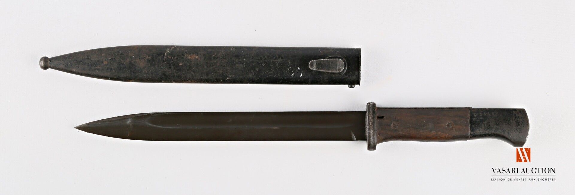 Null Baïonnette MAUSER type 84/98 3ème type, lame droite de 24,7 cm, plaquettes &hellip;