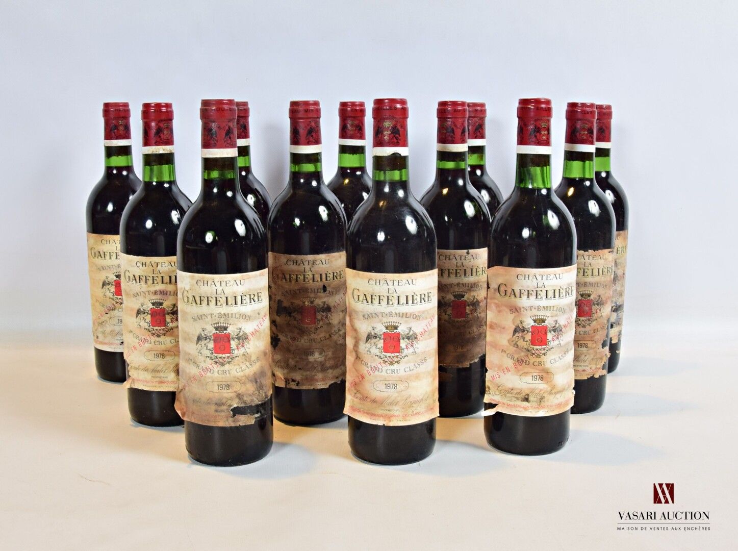 Null 12 bouteilles	Château LA GAFFELIÈRE	St Emilion 1er GCC	1978

	Et. Tachées e&hellip;