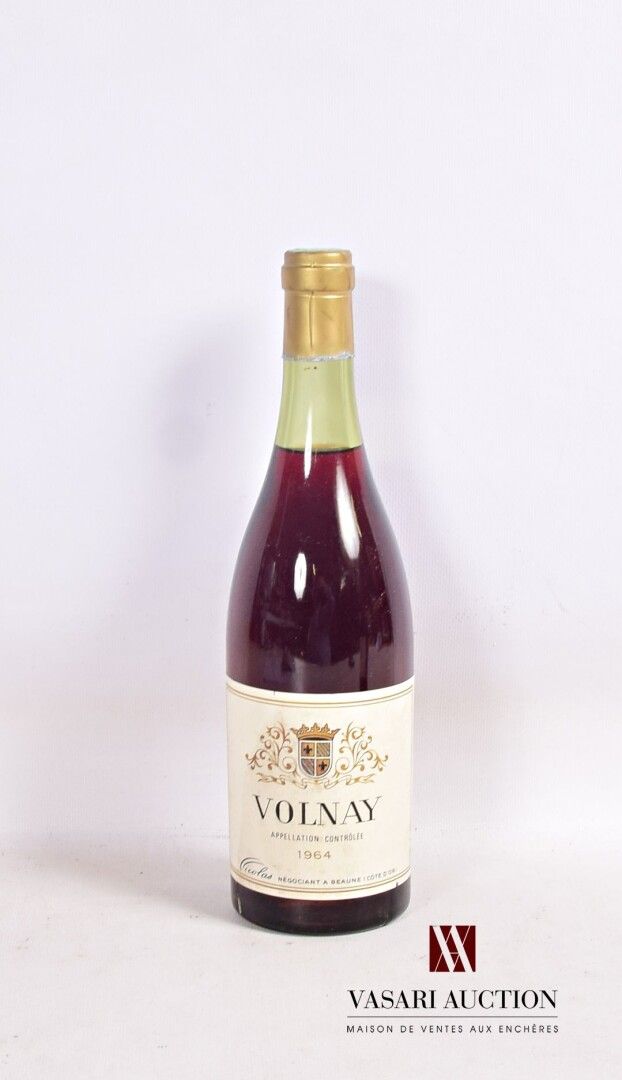 Null 1 Flasche VOLNAY mise Nicolas 1964

	Und. Ein wenig fleckig (2 kleine Risse&hellip;