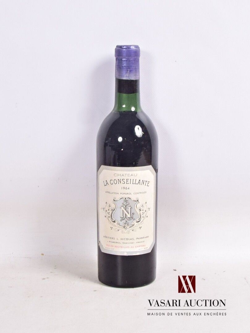Null 贡斯兰特酒庄1964年葡萄酒1瓶

	而且。几乎没有染色，非常轻微的磨损（1个小撕裂）。N：肩部上方。