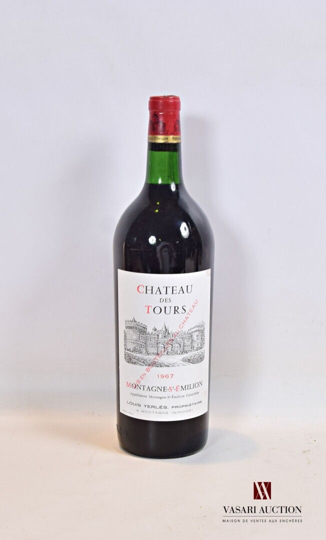 Null 1 magnum Château des TOURS Montagne St Emilion 1967

	And. Barely stained. &hellip;