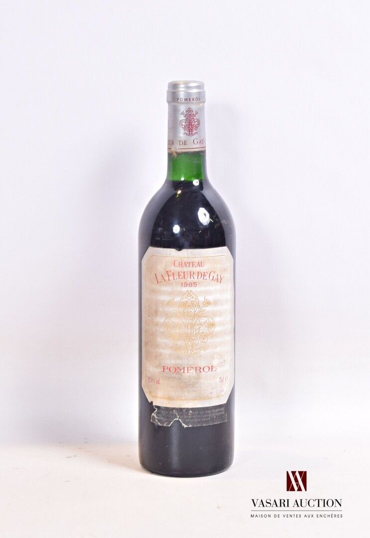 Null LA FLEUR DE GAY Pomerol酒庄1瓶，1985年

	而且。有点褪色，有污点，有点磨损（可读）。N: 颈下/肩上极限。
