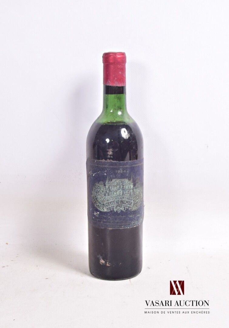 Null 1 bottle Château PALMER Margaux GCC 1964

	Very faded and worn out. N: ht/m&hellip;