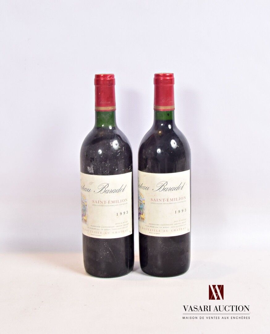 Null 2 bottles Château BARADOL St Emilion 1993

	Stained. N: 1 low neck, 1 low n&hellip;