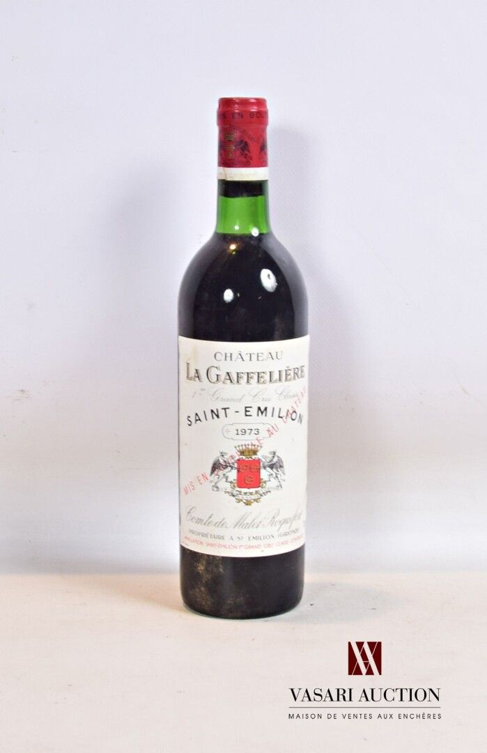 Null 1 bouteille	Château LA GAFFELIÈRE	St Emilion 1er GCC	1973

	Et. Un peu tach&hellip;