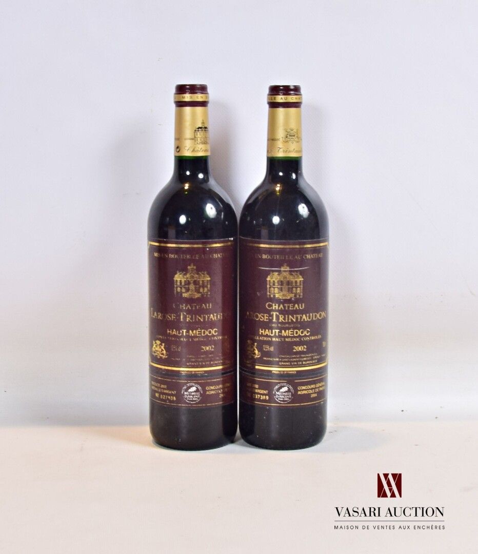 Null 2瓶 LAROSE-TRINTAUDON Haut Médoc CB 2002葡萄酒

	等：1个优秀，1个有点磨损。N：半颈。