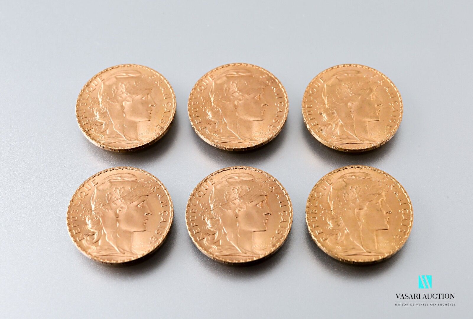 Null 六枚20法郎金币，图案为玛丽安和公鸡，出自儒勒-克莱芒-查普兰之手，1910年

重量：38.72克