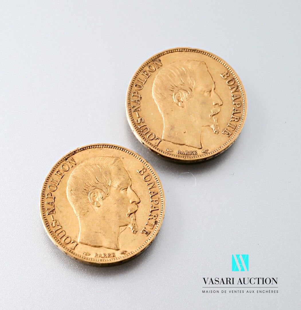 Null 两枚20法郎金币，图案为拿破仑三世的光头，由阿尔伯特-德西雷-巴雷雕刻，1852年，A工作室（巴黎）。

重量：12.81克