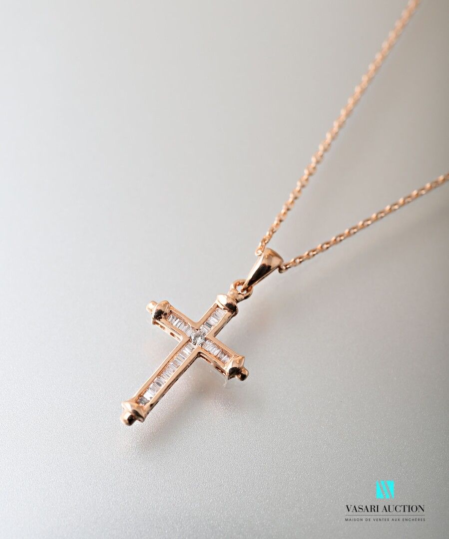Null Chain with mesh forçat and its pendant cross out of pink gold 750 thousandt&hellip;