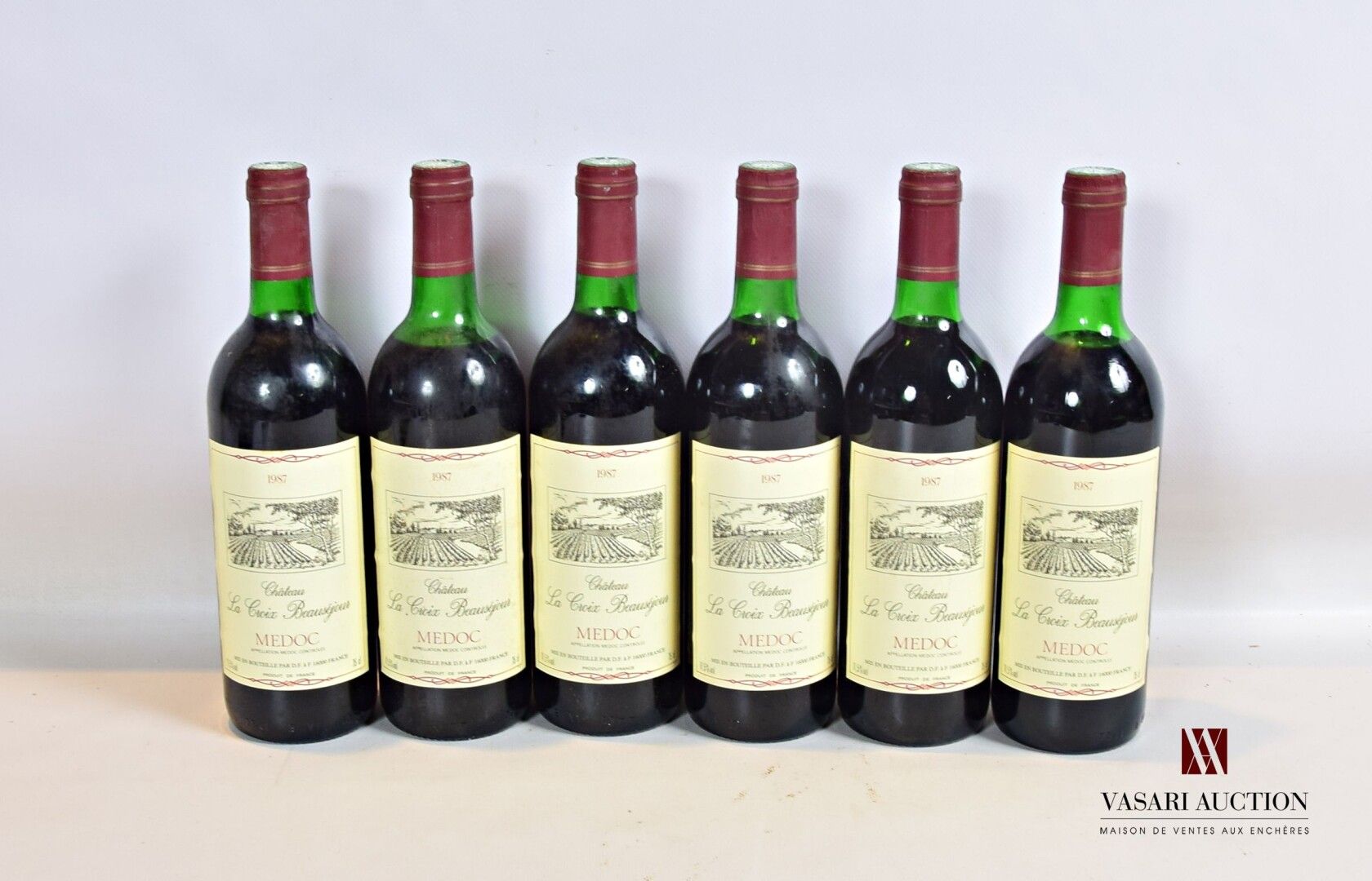 Null 6 bouteilles	Château LA CROIX BEAUSÉJOUR	Médoc	1987

	Et. À peine tachées. &hellip;