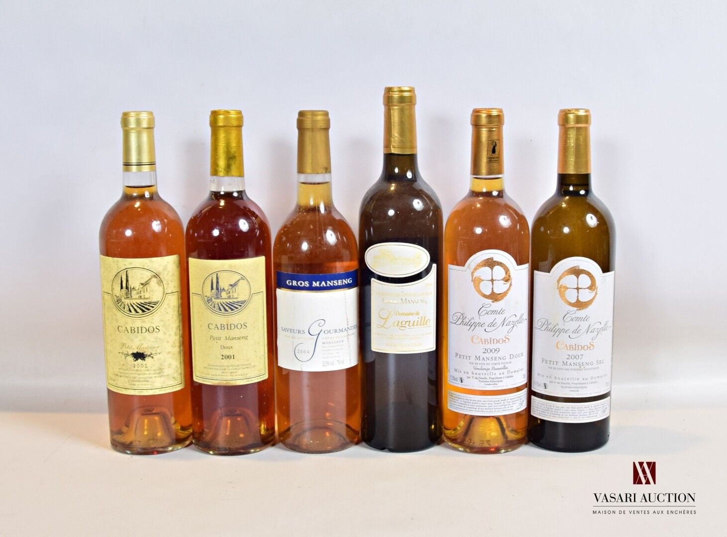 Null Charge von 6 Flaschen einschließlich :

1 Flasche VDP des Pyrénées Atlantiq&hellip;