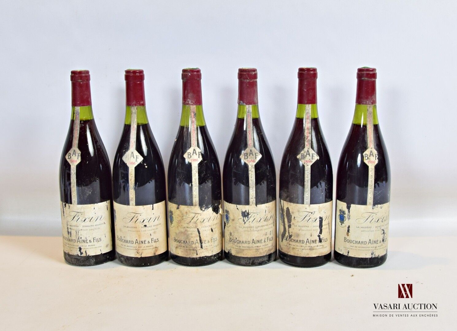 Null 6 bottles FIXIN mise Bouchard Ainé & Fils 1986

	Stained and very worn (tor&hellip;