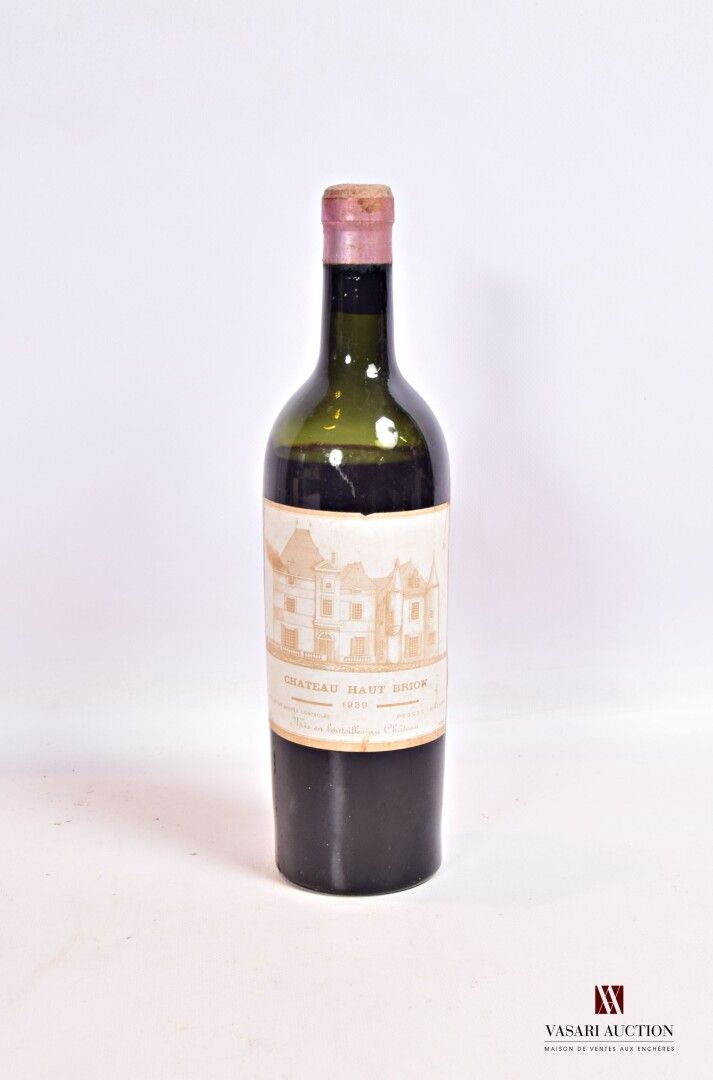 Null 1 bottle Château HAUT BRION Graves 1er GCC 1939

	And. A little faded, a li&hellip;