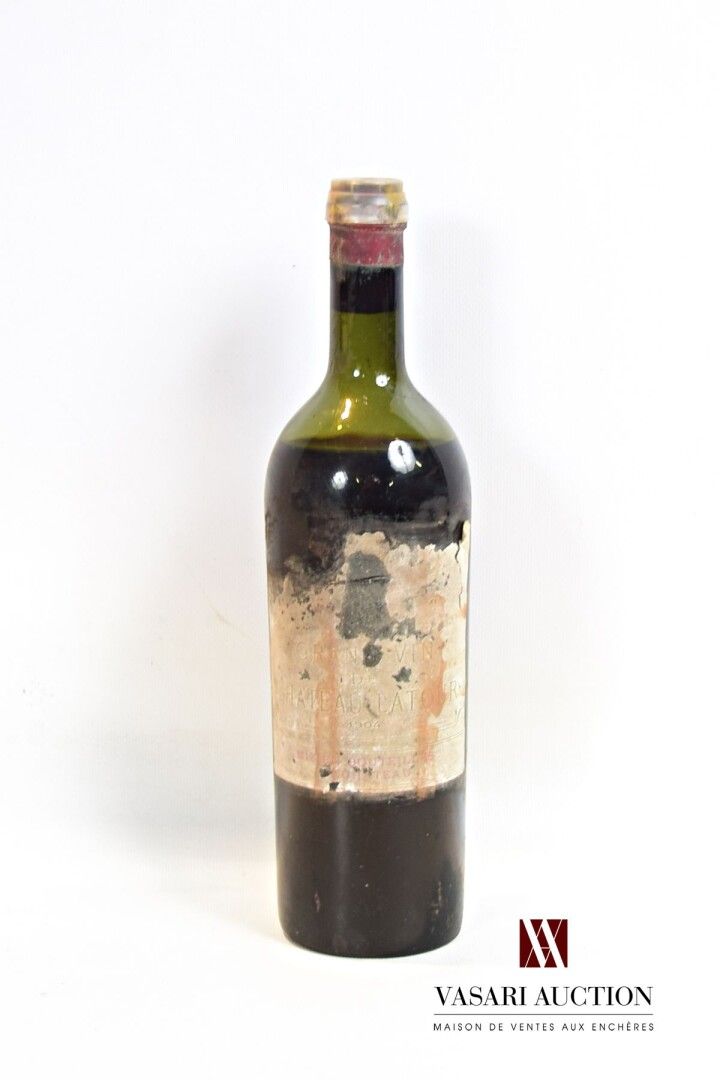 Null 1 bouteille	Château LATOUR	Pauillac 1er GCC	1904

	Et. Fanée, tachée et trè&hellip;