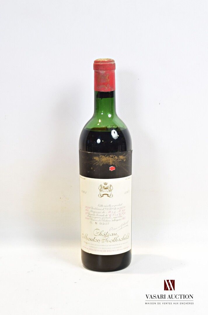Null MOUTON ROTHSCHILD酒庄波亚克1级GCC 1961年1瓶

	Et. De Mathieu，有点褪色。N：中肩。