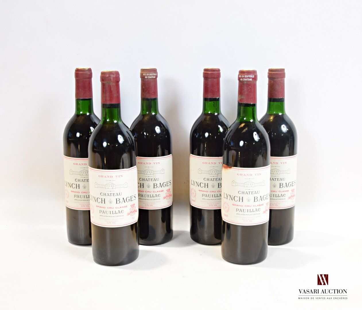 Null 6 bottles Château LYNCH BAGES Pauillac GCC 1985

	Et: 4 barely stained, 2 s&hellip;