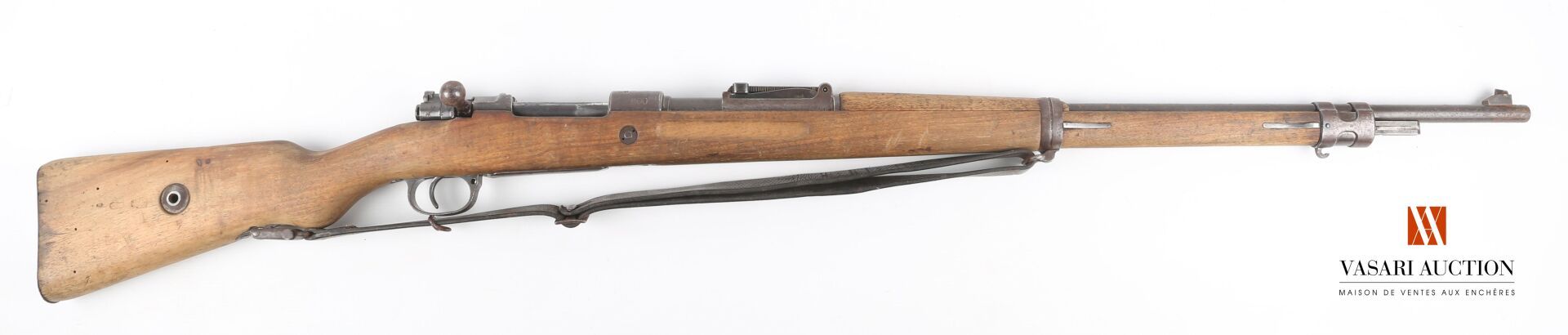 Null 规定毛瑟步枪型号G98，口径8x57 js，制造DANTZIG 1917/18，1920年雷击（德国警察重新征用的标志），膛线枪管76.5厘米，双线可&hellip;
