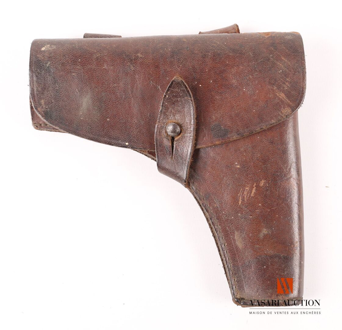 Null Étui de pistolet en cuir brun, 14 x 14 cm, ABE-BE

Époque début du XXème si&hellip;