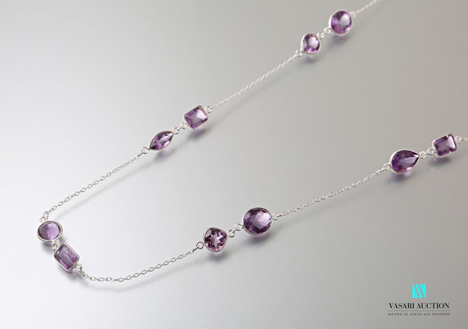 Null Silver long necklace with faceted amethysts, the clasp snap hook.

Gross we&hellip;
