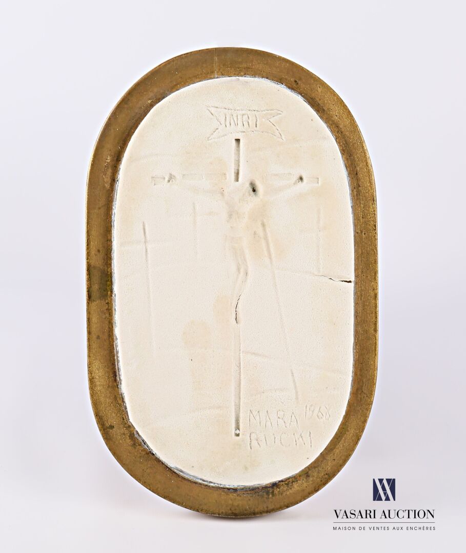 Null MARA RUCKI (né en 1920)

Crucifixion

Pâte à sel contrecollée sur bois

Sig&hellip;