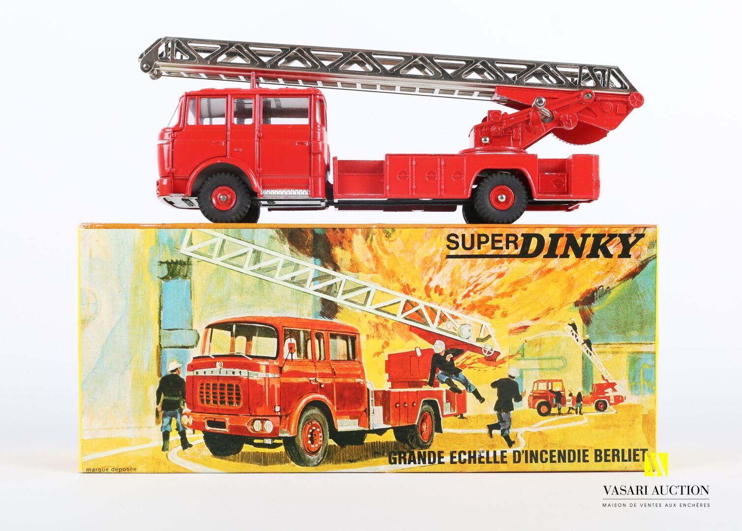 Null SUPER DINKY MECCANO TRIANG (FR)

Big fire ladder Berliet 568

(original box&hellip;