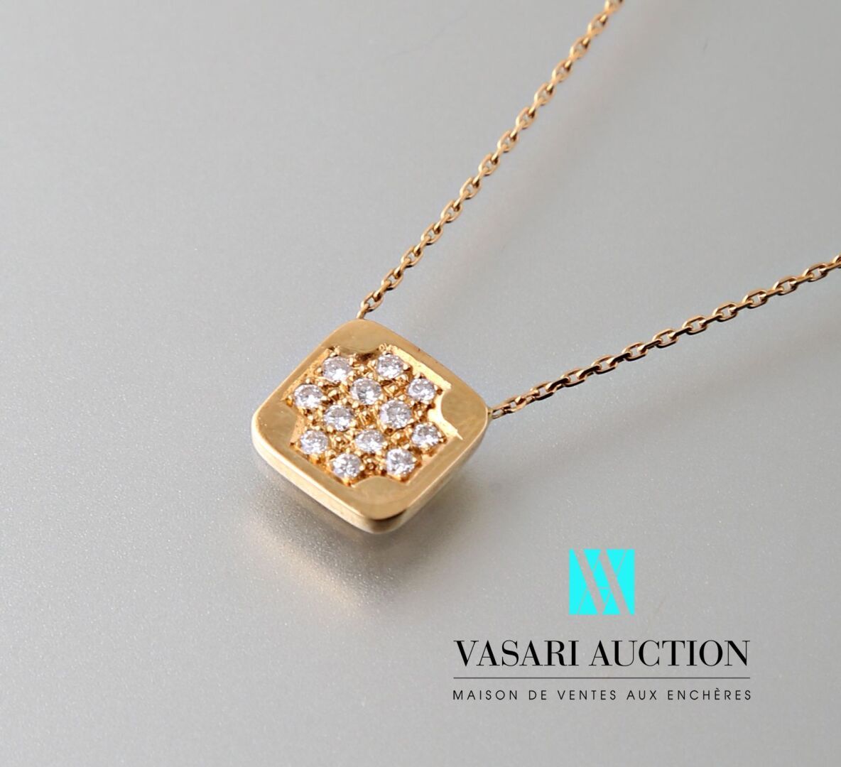 Null Necklace in yellow gold 750 thousandths, the chain mesh forçat decorated in&hellip;
