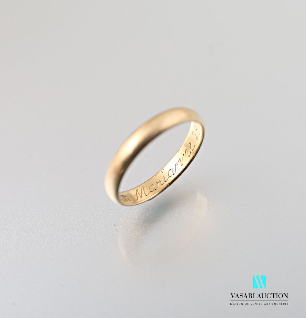 Null Ring in yellow gold 585 thousandths, the inside engraved Marianne and dated&hellip;