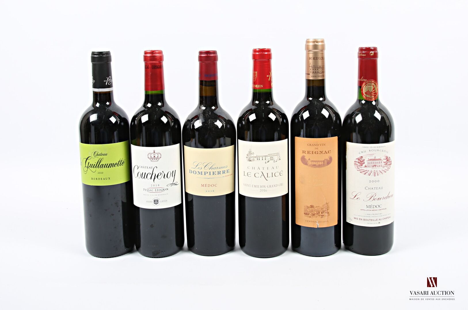 Null Lotto di 6 bottiglie tra cui :
1 bottiglia Château GUILLAUMETTE Bordeaux 20&hellip;