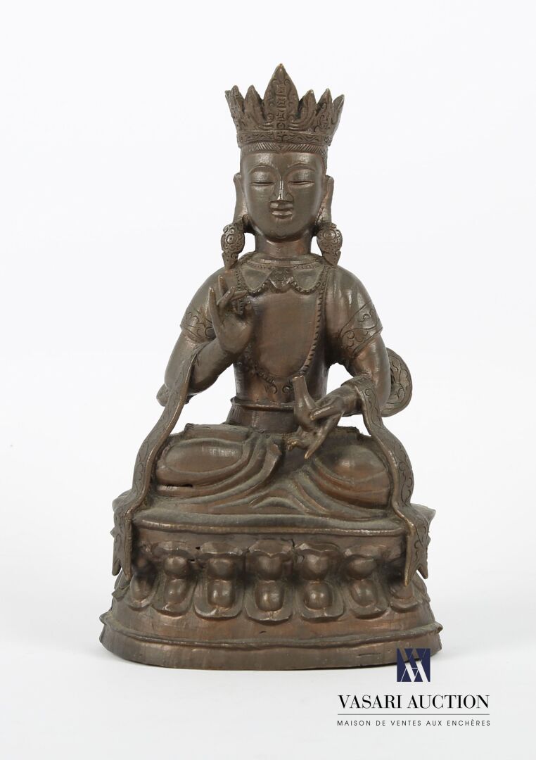 Null SOUTHEAST ASIA - SINO TIBETAN
Seated divinity in brown patina bronze restin&hellip;