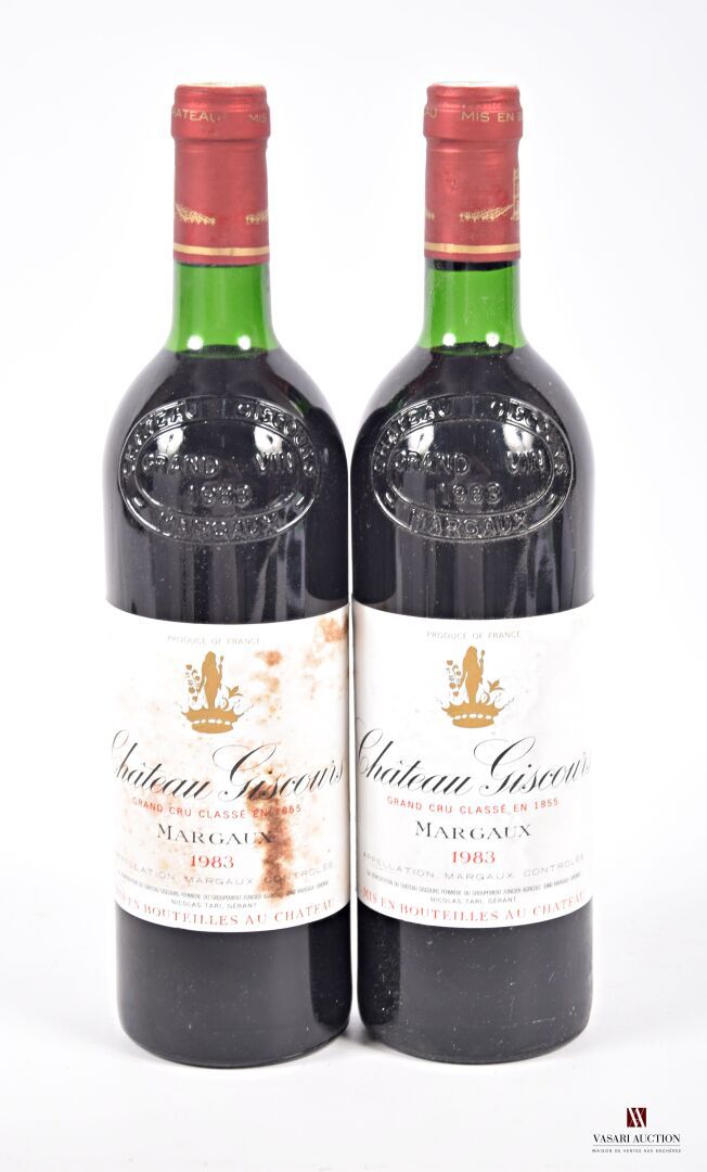 Null 2 Flaschen Château GISCOURS Margaux GCC 1983
	Et.: 1 etwas fleckig, mehr fl&hellip;
