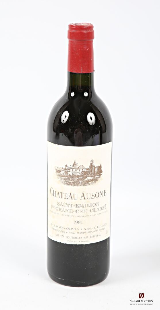 Null 1 bouteille	Château AUSONE	St Emilion 1er GCC	1981
	Et. Tachée. N : mi/bas &hellip;