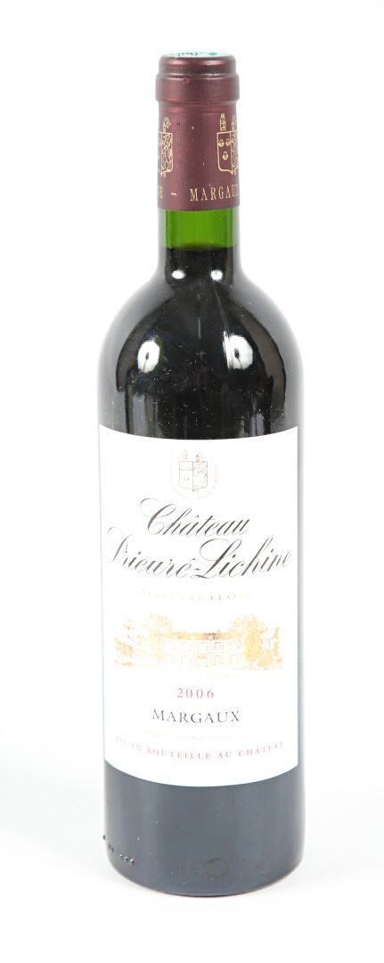 Null 1 bouteille	Château PRIEURÉ LICHINE	Margaux GCC	2006
	Et. Un peu tachée. N &hellip;
