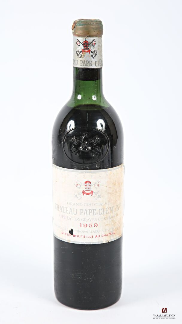 Null 1 bouteille	Château PAPE CLÉMENT	Graves GCC	1959
	Et. Tachée et un peu déch&hellip;