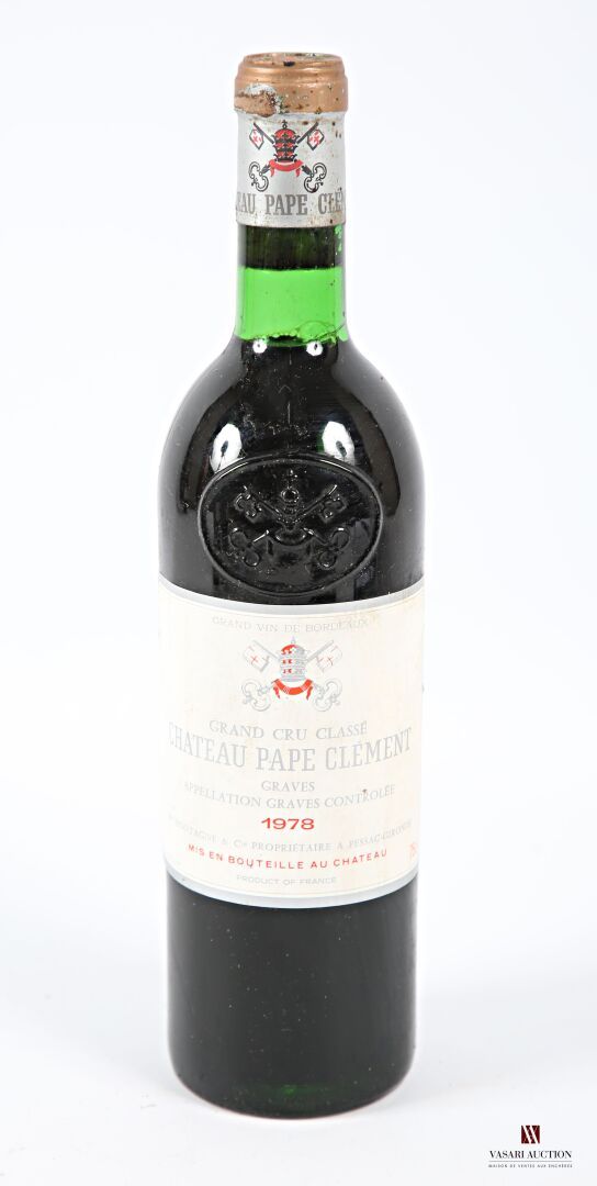 Null 1 bouteille	Château PAPE CLÉMENT	Graves GCC	1978
	Et. Tachée. N : bas goulo&hellip;