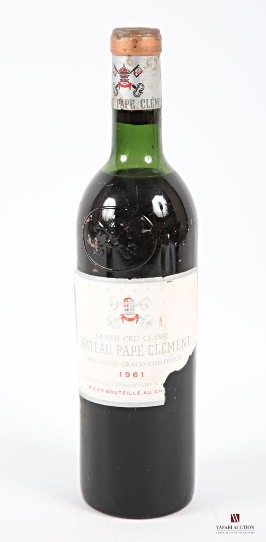 Null 1 瓶 Château PAPE CLÉMENT Graves GCC 1961
	E：有点污渍和破损。N: 肩部以上。