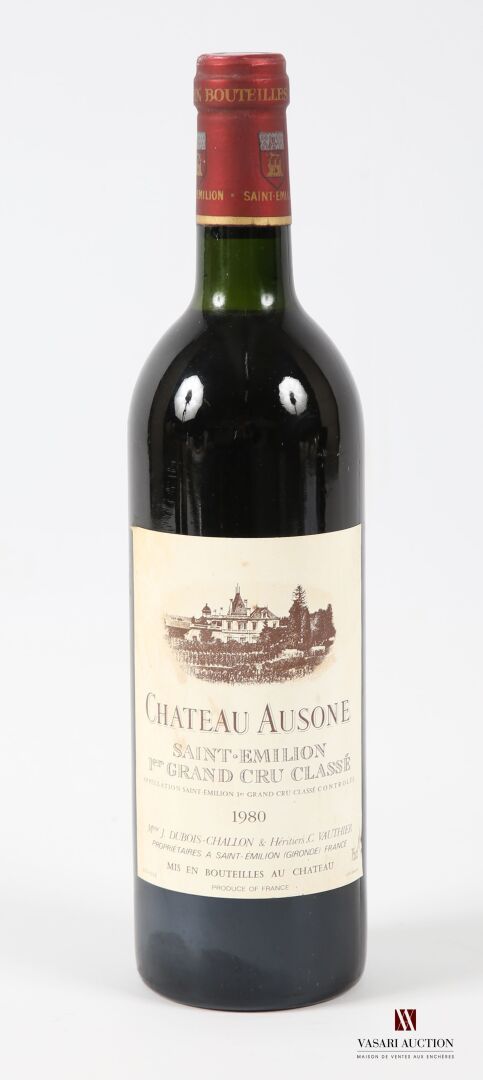 Null 1 bouteille	Château AUSONE	St Emilion 1er GCC	1980
	Et. Tachée. N : bas gou&hellip;